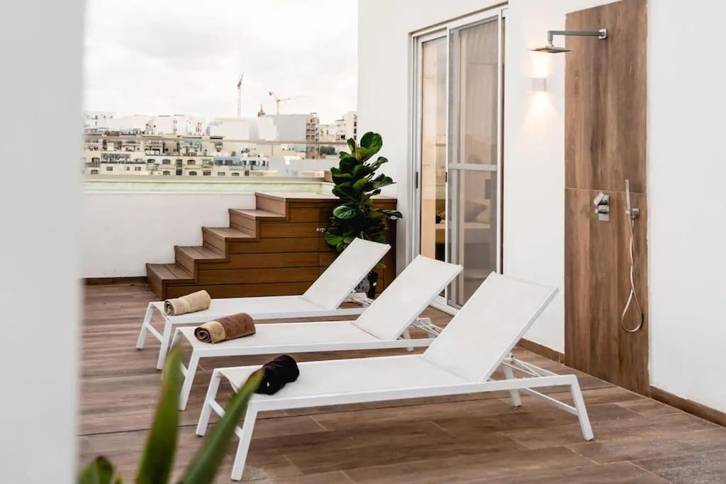 Luxurious & Stylish Penthouse With Private Pool Apartment Msida Exterior photo